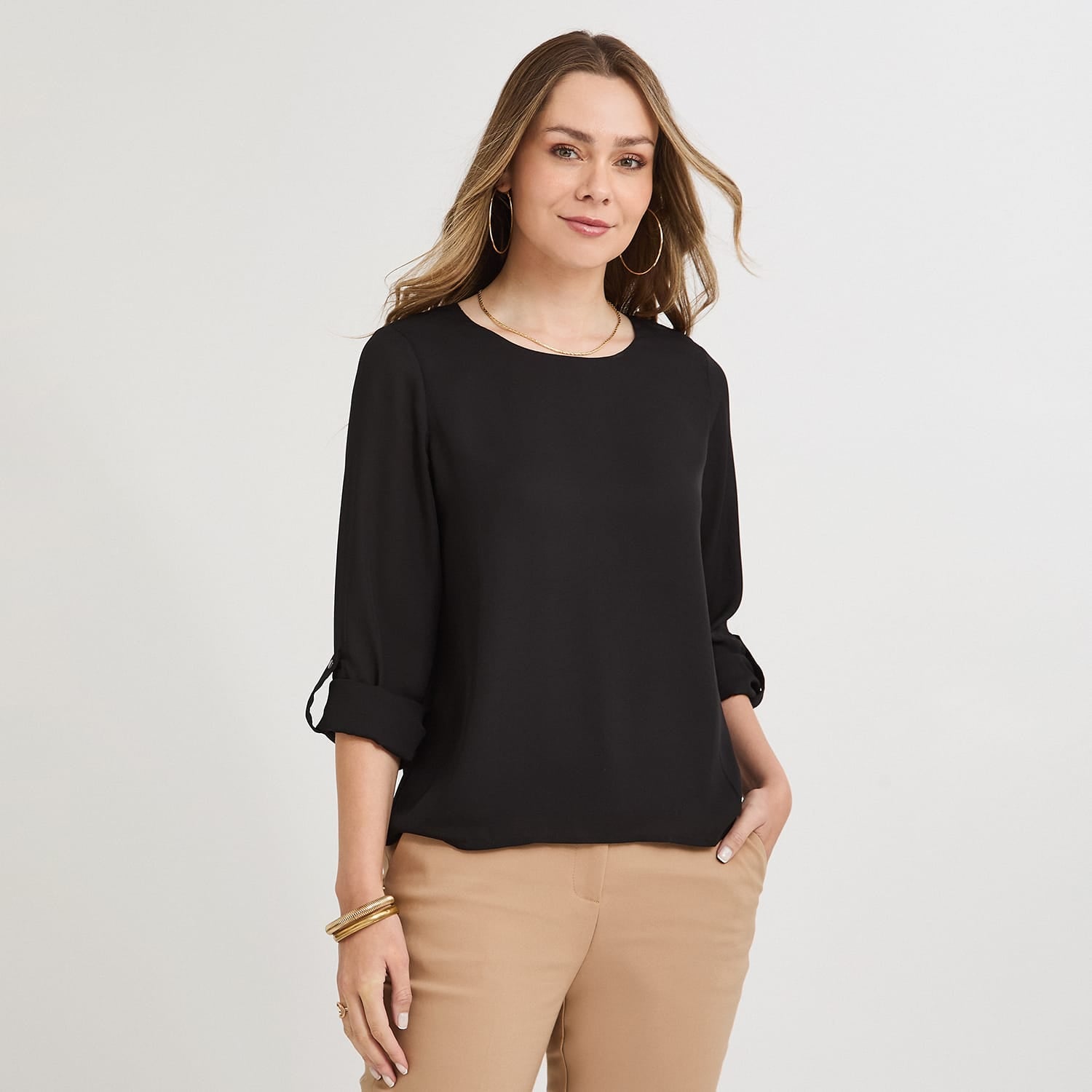 Blusa Lisa Escote Redondo Manga Roll Up Negro